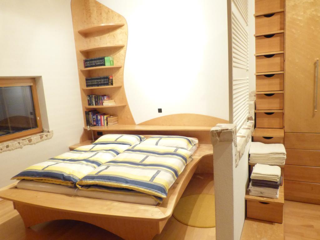 Sagmeister Loft Διαμέρισμα Jenig Δωμάτιο φωτογραφία